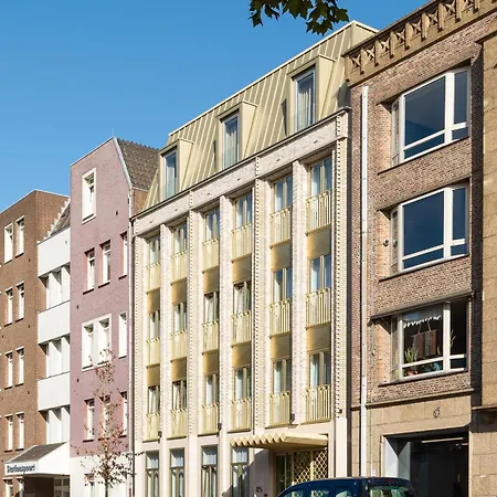 Duke Hotel 3*