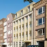 Duke Hotel 3*