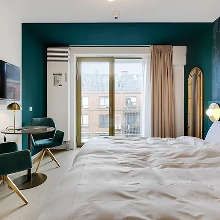 Duke Hotel 3*